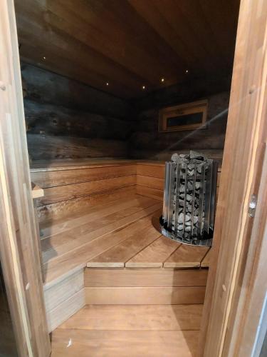 Rovanperän kelomökit