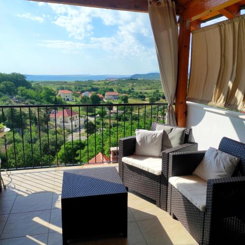  Apartment Cernesa, Pension in Ražanac