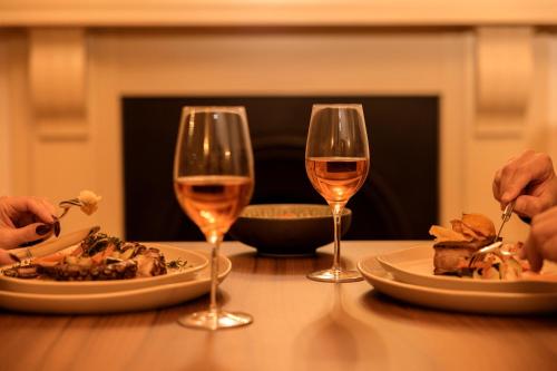 ห้องอาหาร, Casa da Ribeira in มาร์โค เดอ คานาเวเซส