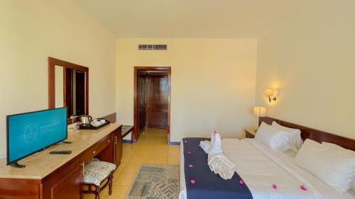 Sharm Reef Hotel Room Type - Double or Twin Room with Pool View Sharm Reef Hotel Room Type - Double or Twin Room with Pool View