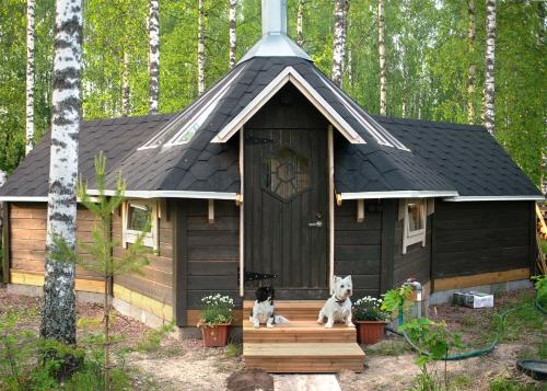 Troll House Eco-Cottage, Nuuksio for Nature lovers, Petfriendly - Chalet - Espoo