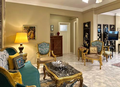 Cozy, Luxurious 2-Bedroom Apartment in Heliopolis