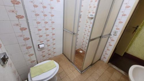 Single Room image 8