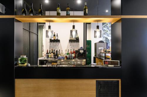 Hotel Central Lodge - image 3