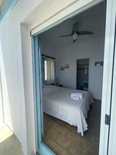  Yannis Maria Rooms in Antiparos