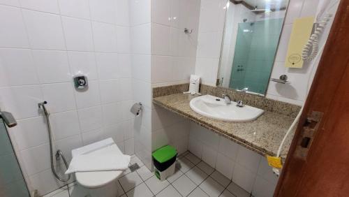 Double or Twin Room image 10