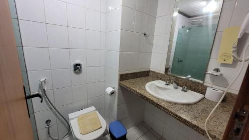Double or Twin Room image 4