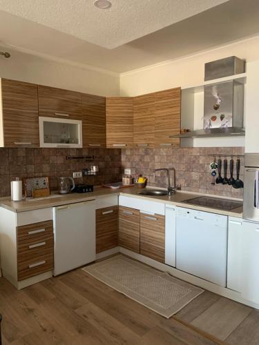 Guesthouse HHL - Liman ll 3