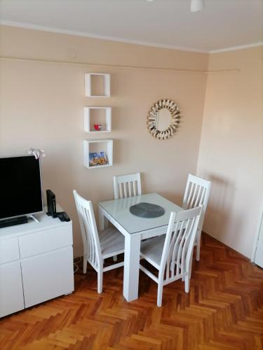 Uzelac place