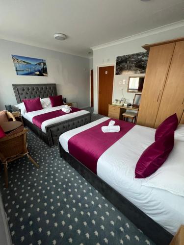 Berry Hotel - main image