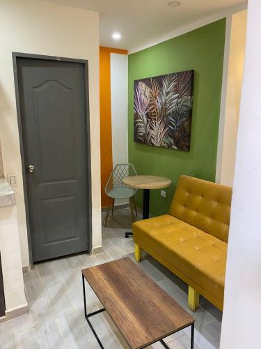 Apartamento duplex Laurles Ubicacion excelente LA70 estadio