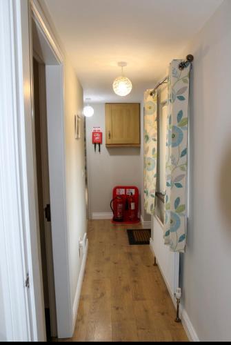 The Snug At Kingfisher Cottage in 安特里姆