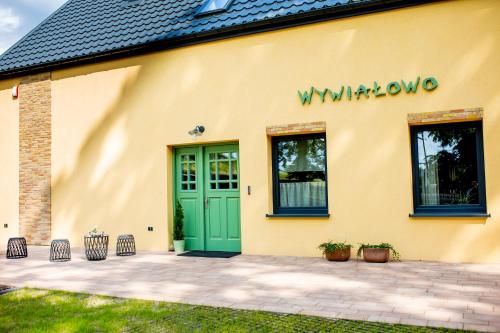 酒店外观, WYWIAŁOWO (WYWIALOWO) in 琴斯托霍瓦