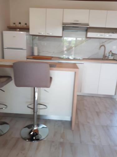 Apartmani Roza Lopar