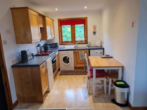 Kings Reach - Dunadd Cottage in Kilmichael Glassary