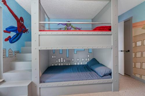 13 Mins From Disney Arcade, Private Pool, & Themed Rooms 13 Mins From Disney Arcade, Private Pool, & Themed Rooms