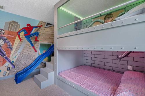 13 Mins From Disney Arcade, Private Pool, & Themed Rooms 13 Mins From Disney Arcade, Private Pool, & Themed Rooms