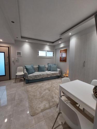 Zeppelin apartment, Loutraki (foto 9)