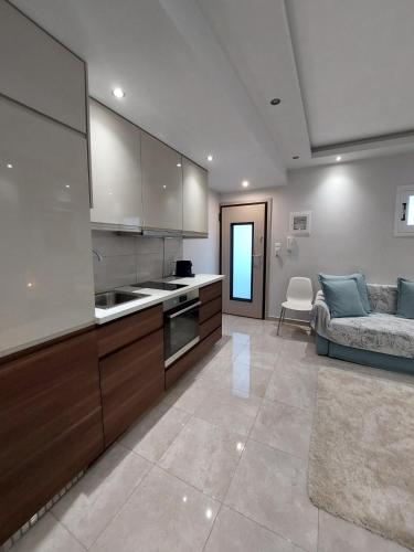 Zeppelin apartment, Loutraki (foto 8)
