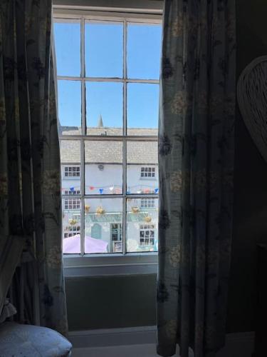Cosy 2 bed flat in Crickhowell in 柯里克豪威爾