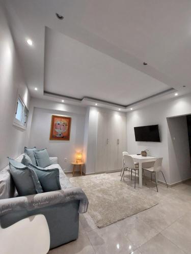 Zeppelin apartment, Loutraki (foto 10)