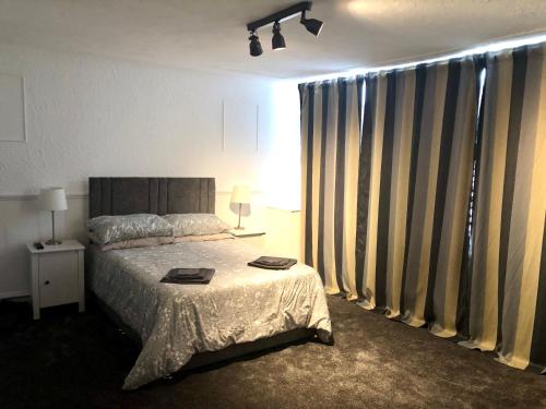 AC Lounge 125