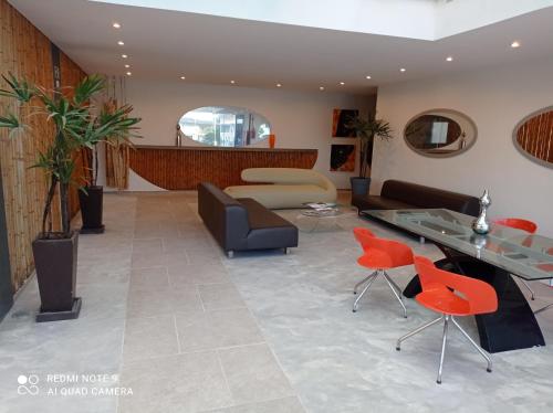 Loft Encantador, a beira mar! in Itaigara