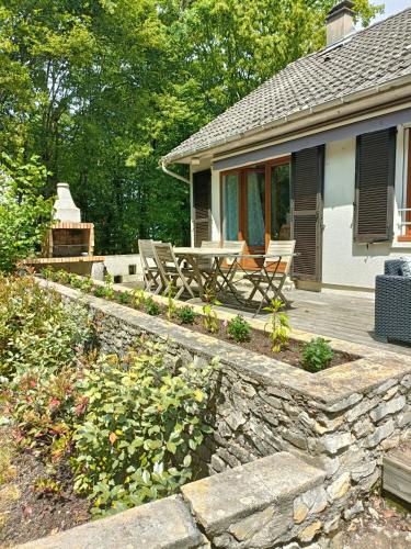 La maison du bois, 10 minutes de l'A71, 10 minutes de Bourges