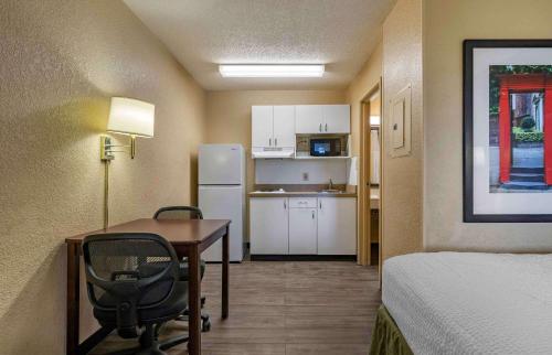 Extended Stay America Suites - Lexington - Nicholasville Road