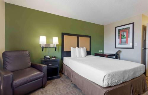 Extended Stay America Suites - Dallas - Greenville Avenue - image 12