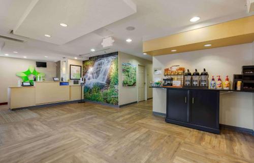 Extended Stay America Suites - Chantilly - Dulles