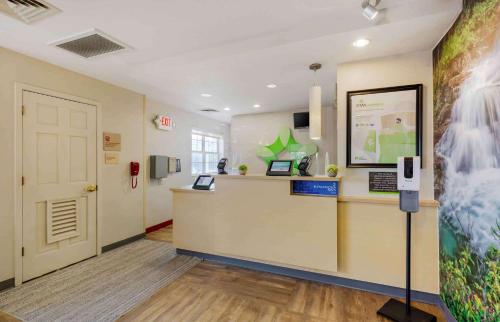 Extended Stay America Suites - Chantilly - Dulles