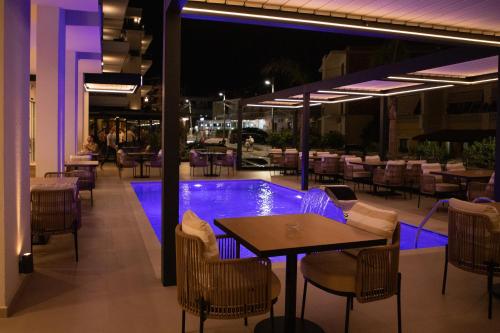 ทัศนียภาพ, Colosseum Hotel in คซามิล