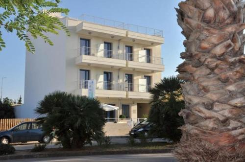 Hotel Perla Dello Ionio 5