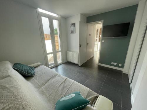 Apartment image 9