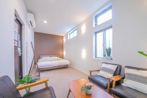 Hostel Kyoto Kizuna -絆-Superior Twin Room with City view