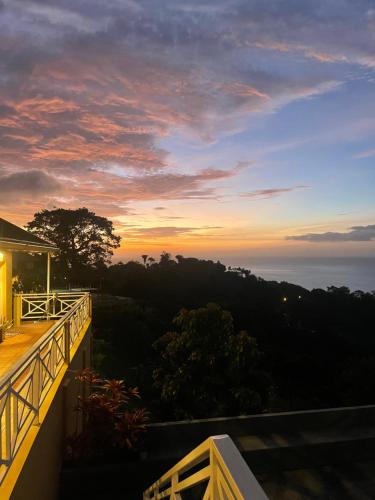 The Victory Villa in Кастара