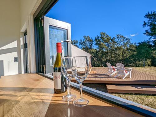 Glamping Vineyard Getaway with Luxury Amenities