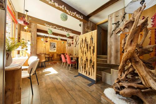 Restoran, Apartaments La Neu in Llorts