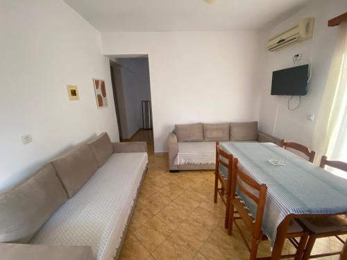 One-Bedroom Apartment room in Vila Tani