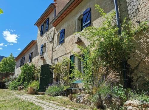 Véritable Mas Provençal À La Palud gîte à louer La Palud-sur-Verdon