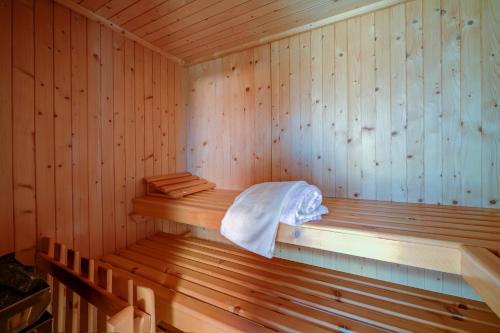 Savna, Casa Dell'Antonio - Happy Rentals in Novaggio