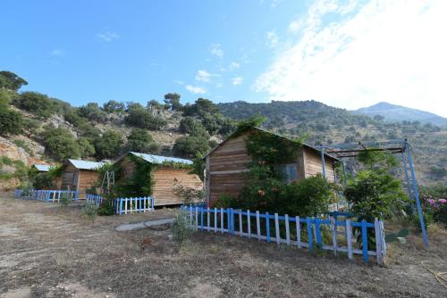 Pavlonya Bungalows