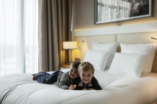 Pullman Paris Tour Eiffel - image 12