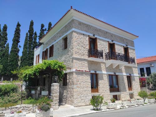 Pythais Hotel Samos