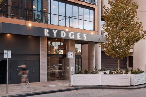 Rydges Perth Kings Square
