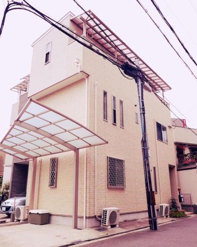 1分钟步行地铁站&关西机场直达3站难波天王寺心斋桥梅田直达&超新独栋4室1厅2厕1含浴缸大浴室1阳台&免费停车&楽の居Joy-inn, Osaka