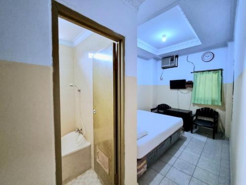 room detail thumbnail 0