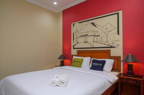 Deluxe Double Room image 10
