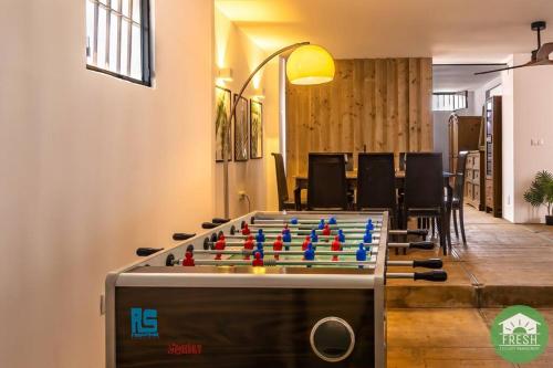 Town house with jacuzzi and foosball table